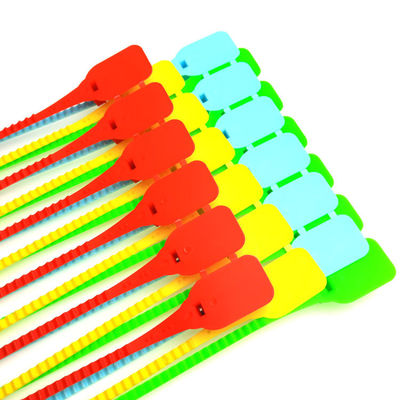 Sigillo a strisce in PP autobloccante con area di marcatura L 33 * W 25 mm e etichetta di plastica personalizzata