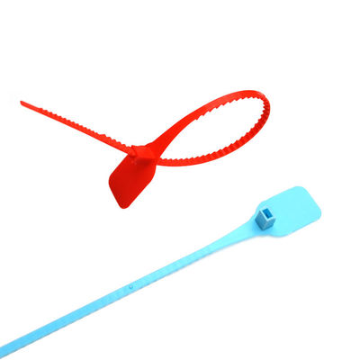 Sigillo a strisce in PP autobloccante con area di marcatura L 33 * W 25 mm e etichetta di plastica personalizzata